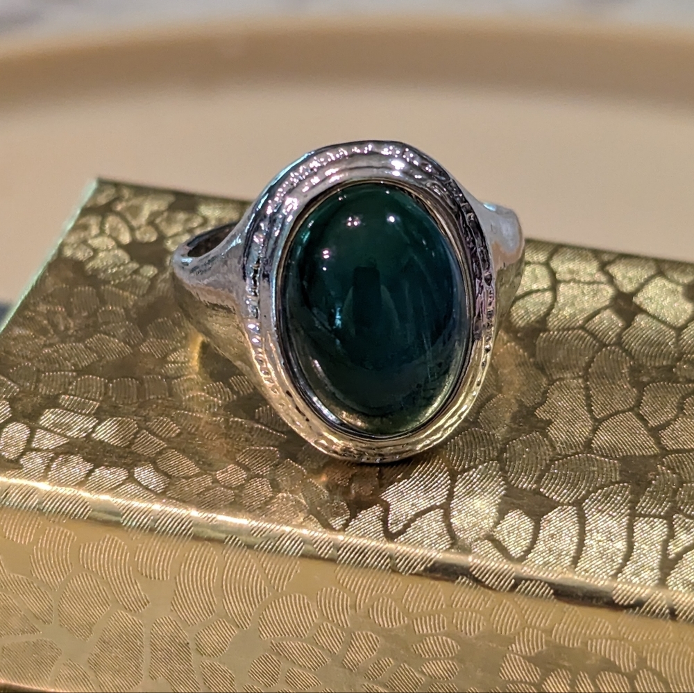 MOOD RING SIZE 8 NEW